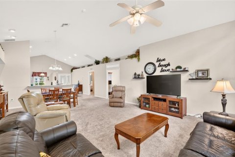Villa ou maison à vendre à Ocala, Floride: 2 chambres, 150.32 m2 № 2395536 - photo 19