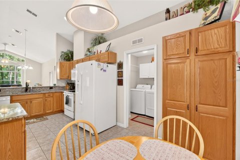 Villa ou maison à vendre à Ocala, Floride: 2 chambres, 150.32 m2 № 2395536 - photo 13