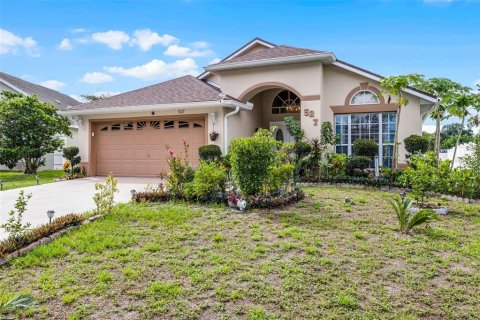 House in Davenport, Florida 3 bedrooms, 154.68 sq.m. № 1821418 - photo 2