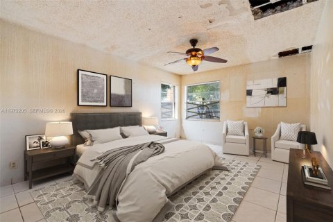 House in Lauderhill, Florida 2 bedrooms, 144.46 sq.m. № 2033423 - photo 16