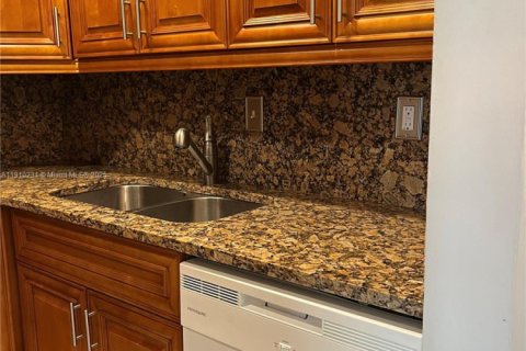 Copropriété à louer à Pompano Beach, Floride: 1 chambre, 61.97 m2 № 1965899 - photo 19