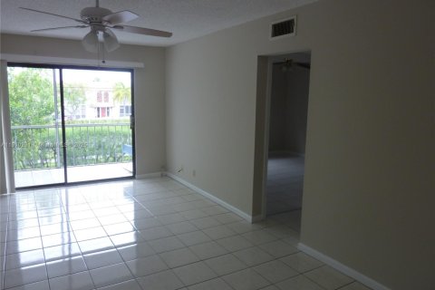 Copropriété à louer à Pompano Beach, Floride: 1 chambre, 61.97 m2 № 1965899 - photo 6