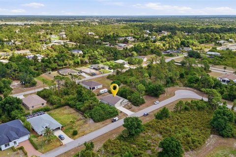 House in Rotonda, Florida 3 bedrooms, 149.29 sq.m. № 2166037 - photo 2