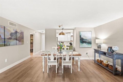 Condo in Orlando, Florida, 1 bedroom  № 2203376 - photo 8