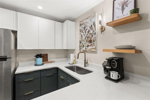Condo in Orlando, Florida, 1 bedroom  № 2203376 - photo 5
