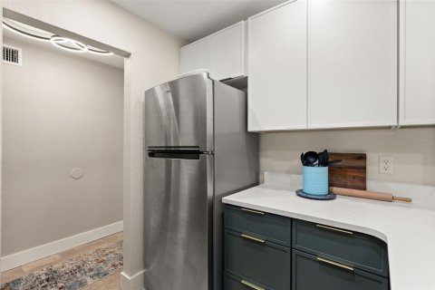 Condo in Orlando, Florida, 1 bedroom  № 2203376 - photo 7