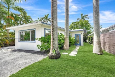 Снять в аренду виллу или дом в Холливуд, Флорида 3 спальни, 186.55м2, № 1998864 - фото 25