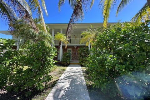 Copropriété à louer à Key Biscayne, Floride: 38.09 m2 № 1893334 - photo 1