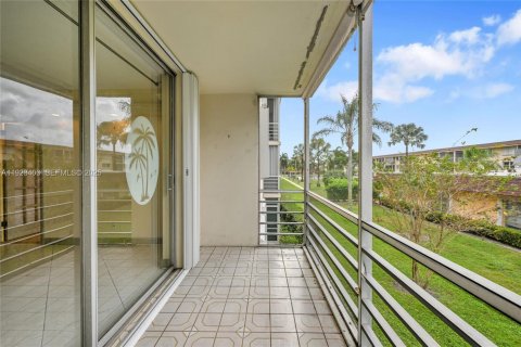 Copropriété à louer à Lighthouse Point, Floride: 2 chambres, 91.42 m2 № 1982286 - photo 13