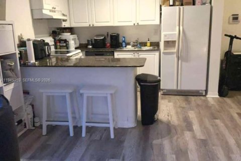 Copropriété à louer à Miami, Floride: 1 chambre, 58.53 m2 № 2005832 - photo 5