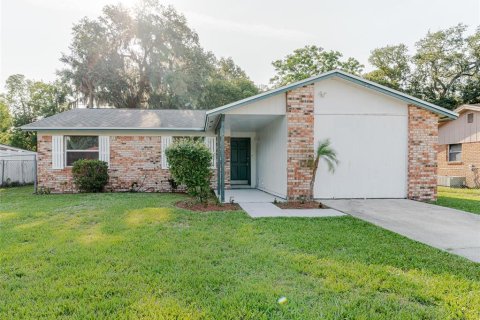 Casa en venta en Sanford, Florida, 3 dormitorios, 131.46 m2 № 1751334 - foto 2