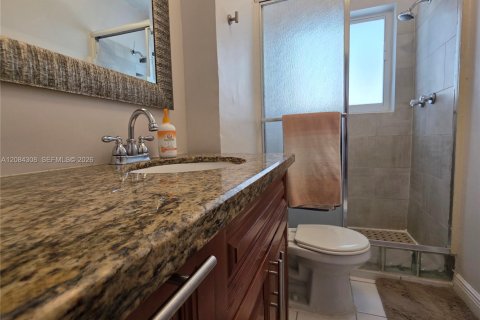 Immobilier commercial à louer à Hollywood, Floride: 117.61 m2 № 2351301 - photo 12