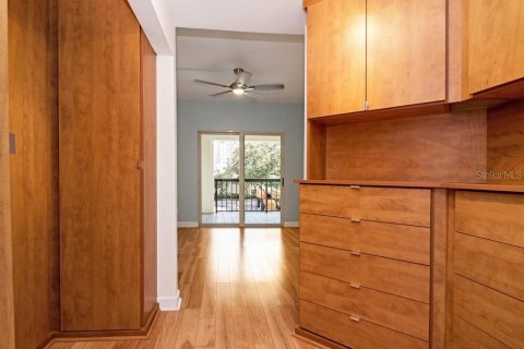 Снять в аренду кондоминиум в Тампа, Флорида 5 комнат, 127.09м2, № 2258211 - фото 28
