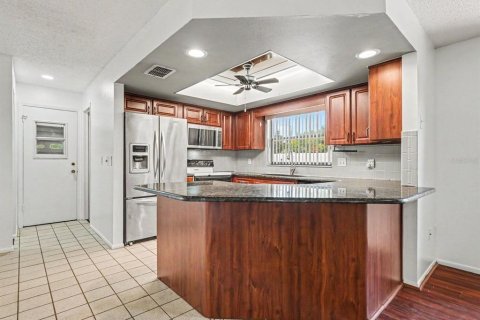 Купить виллу или дом в Спринг-Хилл, Флорида 4 комнаты, 165.37м2, № 2112240 - фото 16