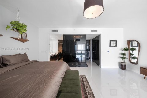 Copropriété à louer à Miami, Floride: 2 chambres, 166.67 m2 № 2397336 - photo 30