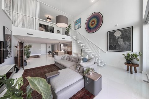 Copropriété à louer à Miami, Floride: 2 chambres, 166.67 m2 № 2397336 - photo 23