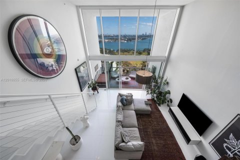 Copropriété à louer à Miami, Floride: 2 chambres, 166.67 m2 № 2397336 - photo 20
