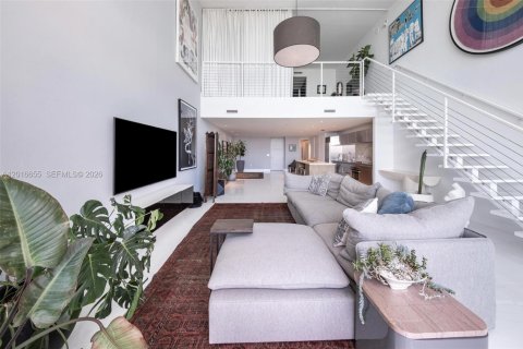 Copropriété à louer à Miami, Floride: 2 chambres, 166.67 m2 № 2397336 - photo 22