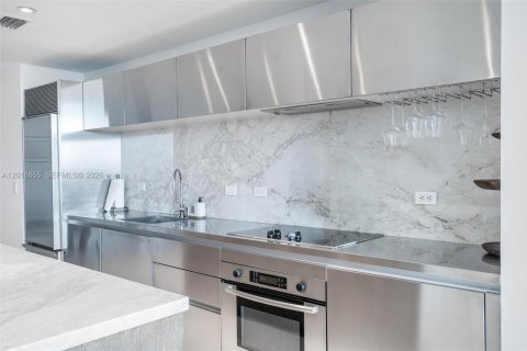 Copropriété à louer à Miami, Floride: 2 chambres, 166.67 m2 № 2397336 - photo 9
