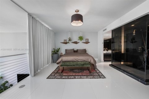 Copropriété à louer à Miami, Floride: 2 chambres, 166.67 m2 № 2397336 - photo 29
