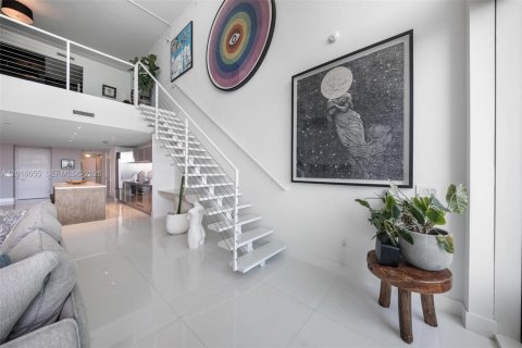 Copropriété à louer à Miami, Floride: 2 chambres, 166.67 m2 № 2397336 - photo 16