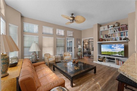 House in Lake Mary, Florida 3 bedrooms, 222.32 sq.m. № 1637978 - photo 13