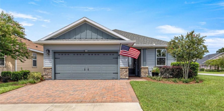 House in OCALA PRESERVE in Ocala, Florida 2 bedrooms, 136.57 sq.m. № 1877477