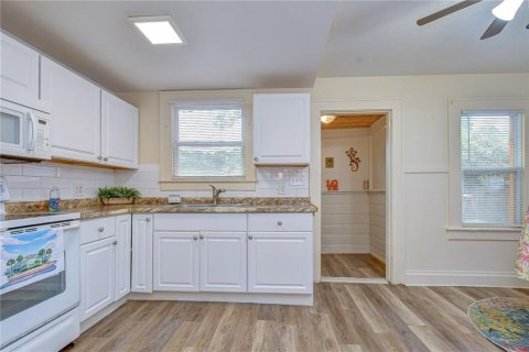 Villa ou maison à vendre à Gulfport, Floride: 2 chambres, 98.85 m2 № 2206922 - photo 20