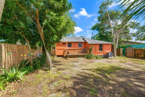 Villa ou maison à vendre à Gulfport, Floride: 2 chambres, 98.85 m2 № 2206922 - photo 30