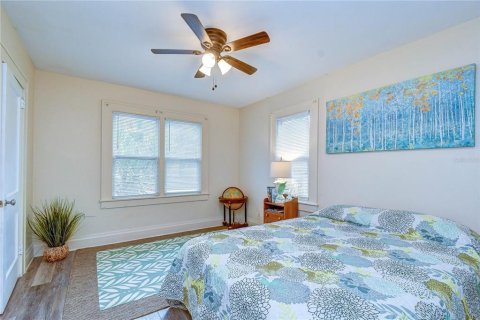 Villa ou maison à vendre à Gulfport, Floride: 2 chambres, 98.85 m2 № 2206922 - photo 11