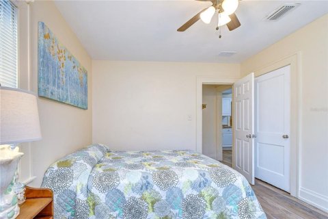 Villa ou maison à vendre à Gulfport, Floride: 2 chambres, 98.85 m2 № 2206922 - photo 13