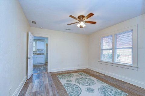 Villa ou maison à vendre à Gulfport, Floride: 2 chambres, 98.85 m2 № 2206922 - photo 15