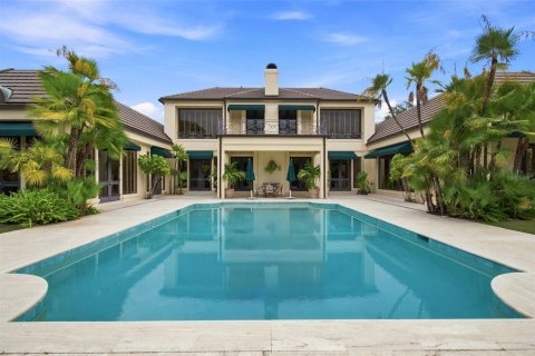 House in Tampa, Florida 9 bedrooms, 1002.04 sq.m. № 2418336 - photo 11