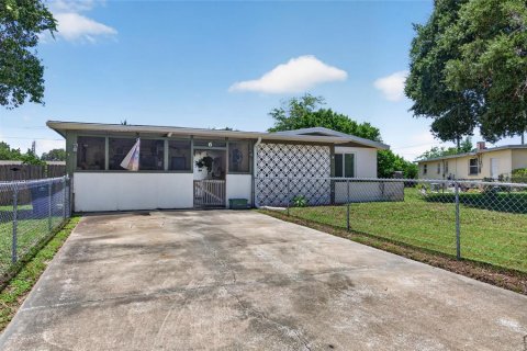 House in Daytona Beach, Florida 2 bedrooms, 87.61 sq.m. № 2224910