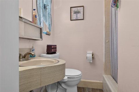 House in Daytona Beach, Florida 2 bedrooms, 87.61 sq.m. № 2224910 - photo 13