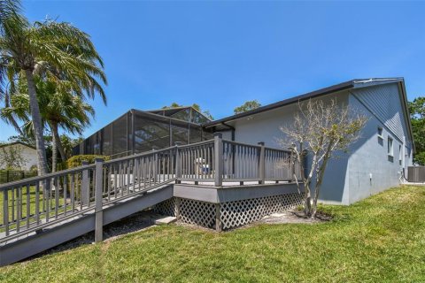 House in Tampa, Florida 4 bedrooms, 264.12 sq.m. № 1650741 - photo 22