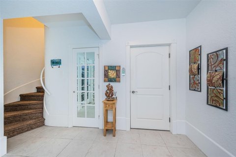 Townhouse in Saint Pete Beach, Florida 3 bedrooms, 286.14 sq.m. № 2198182 - photo 10
