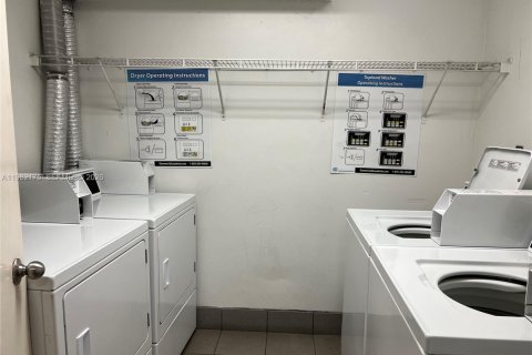 Condo in Cutler Bay, Florida, 1 bedroom  № 2043312 - photo 21