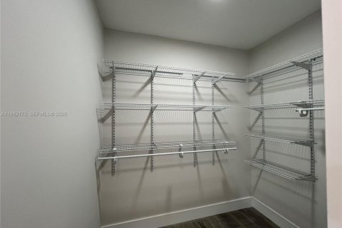 Condo in Cutler Bay, Florida, 1 bedroom  № 2043312 - photo 12