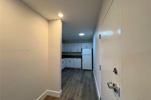 Condo in Cutler Bay, Florida, 1 bedroom  № 2043312 - photo 6