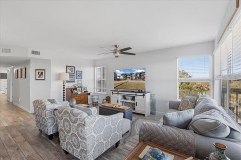 Copropriété à vendre à Cedar Key, Floride: 2 chambres, 96.43 m2 № 2098535 - photo 4