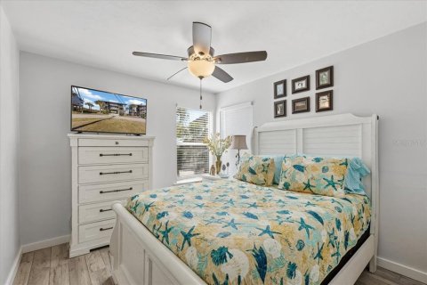 Copropriété à vendre à Cedar Key, Floride: 2 chambres, 96.43 m2 № 2098535 - photo 12