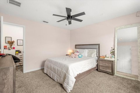 House in Winter Garden, Florida 4 bedrooms, 245.91 sq.m. № 1628626 - photo 11