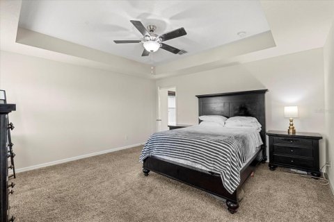 House in Winter Garden, Florida 4 bedrooms, 245.91 sq.m. № 1628626 - photo 8