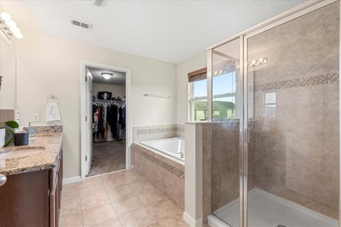 House in Winter Garden, Florida 4 bedrooms, 245.91 sq.m. № 1628626 - photo 9