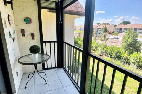 Condo in Lake Worth, Florida, 2 bedrooms № 2246054 - photo 30