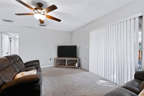 Villa ou maison à vendre à Orlando, Floride: 4 chambres, 111.11 m2 № 2415049 - photo 8