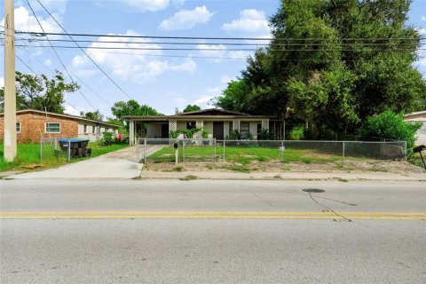 Villa ou maison à Orlando, Floride 4 chambres, 111.11 m2 № 2415049