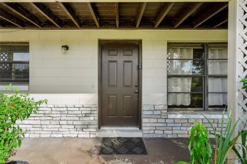 Villa ou maison à vendre à Orlando, Floride: 4 chambres, 111.11 m2 № 2415049 - photo 6