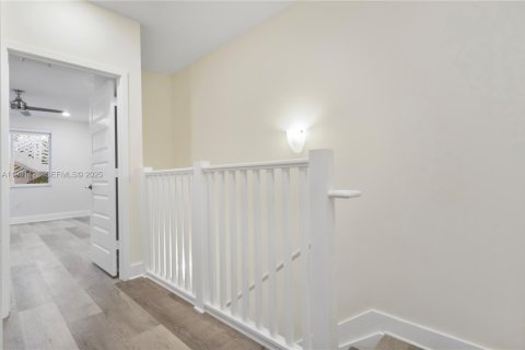 Снять в аренду кондоминиум в Дорал, Флорида 3 спальни, 122.82м2, № 1991022 - фото 21